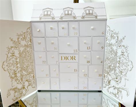 mini dior advent calendar 2023|montaigne dior advent calendar.